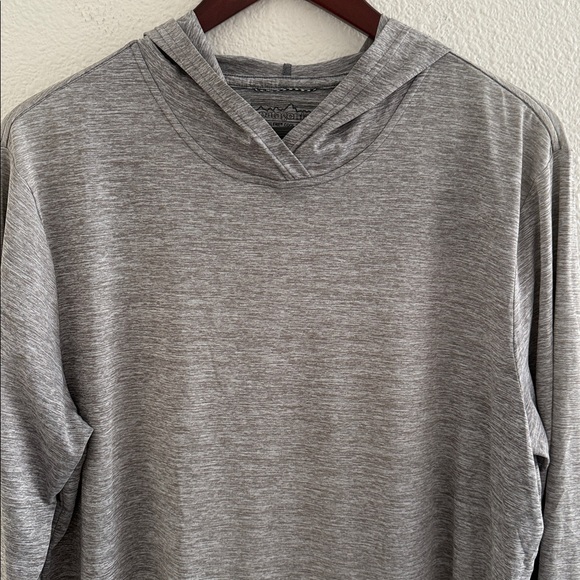 Men’s Patagonia Capiline Cool Daily Hoodie - Picture 3 of 7